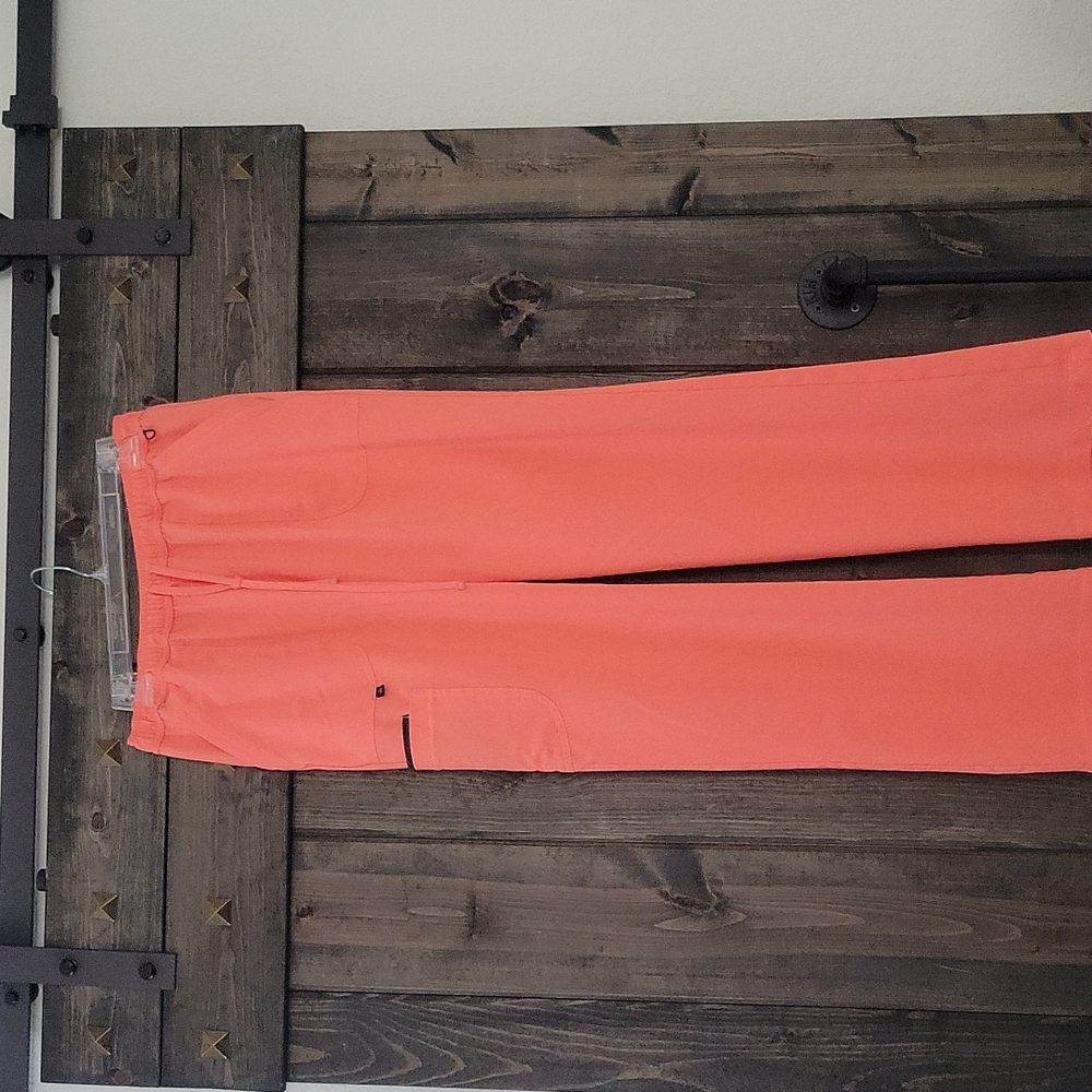 Scrubstar pants